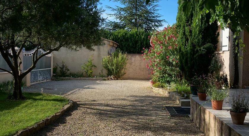 Villa hortensia Carpentras Exterior foto